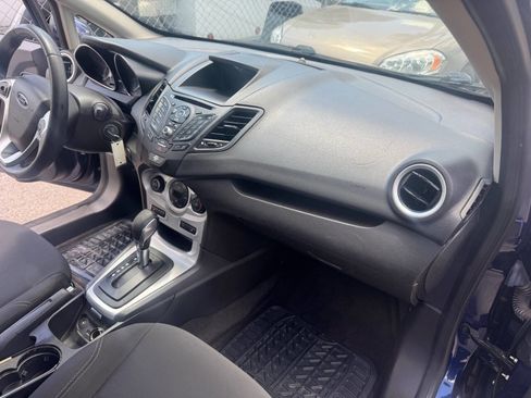 Used 2016 Ford Fiesta SE w/ Cold Weather Package FWD image 10