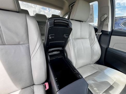 Used 2013 Toyota Avalon XLE Touring FWD image 20