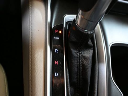 Used 2018 Honda Accord Touring image 29