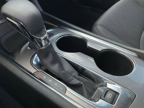 Used 2024 Chevrolet Malibu LT image 29