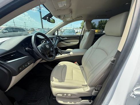 Used 2018 Buick Enclave Essence w/ Trailering Package FWD image 12