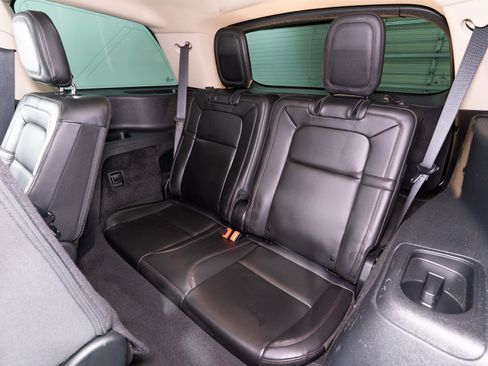 Used 2024 Lincoln Aviator Reserve w/ Jet Package RWD image 35