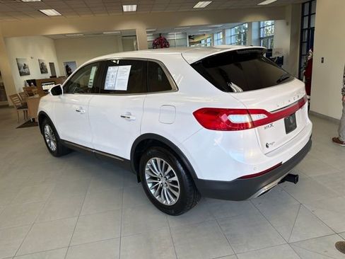 Used 2018 Lincoln MKX Select w/ Select Plus Package image 6