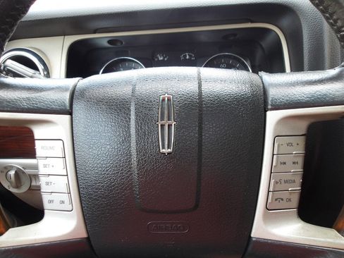 Used 2008 Lincoln MKZ image 15