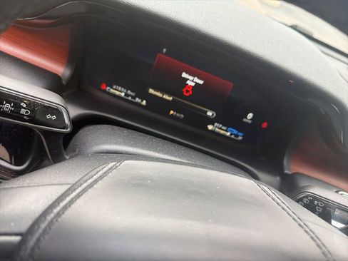 Used 2023 Lincoln Aviator Grand Touring w/ Equipment Group 301A image 6