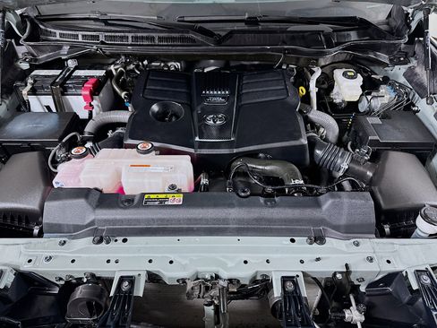 Used 2023 Toyota Tundra SR5 w/ TRD Off-Road Package image 29