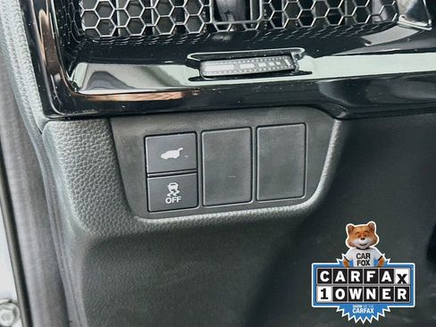 Used 2025 Honda CR-V EX-L image 11
