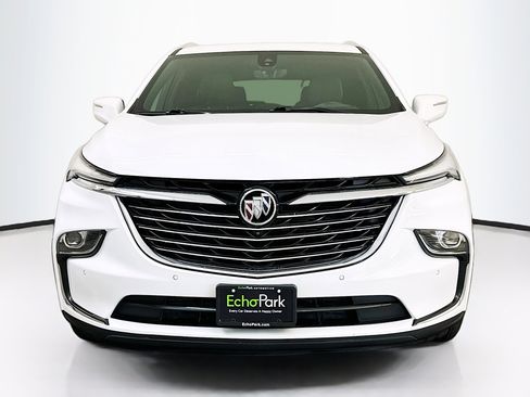 Used 2024 Buick Enclave Premium image 2