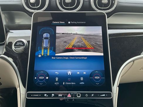 Used 2025 Mercedes-Benz GLC 350e 4MATIC image 24