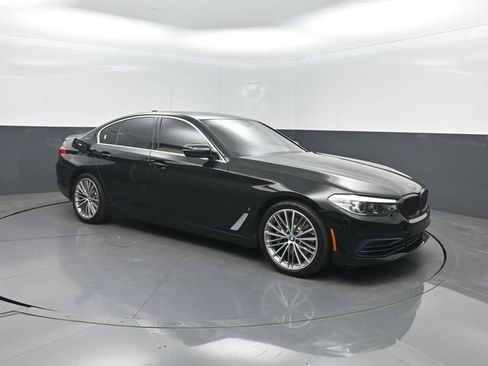 Used 2019 BMW 530e w/ Convenience Package RWD image 37