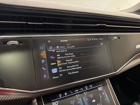 Used 2025 Audi SQ7 Prestige image 27