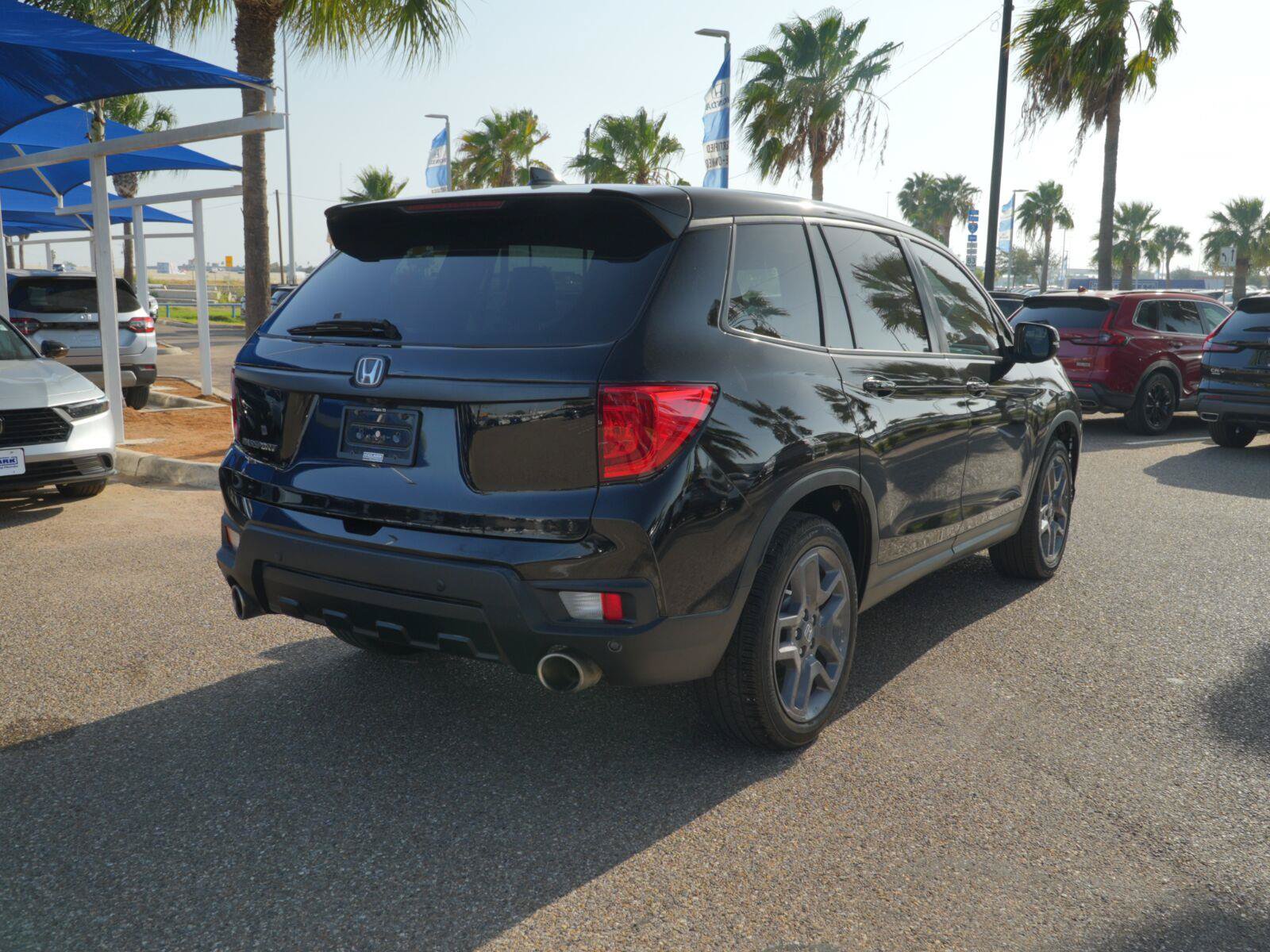 Used 2022 Honda Passport EX-L image 11