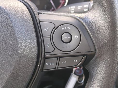 Used 2023 Toyota RAV4 LE image 27