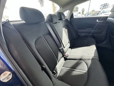 Used 2017 Kia Optima LX image 18