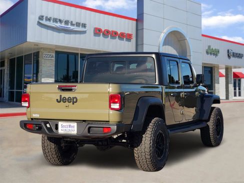 New 2026 Jeep Gladiator Sport AWD/4WD image 5