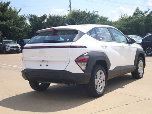 Certified 2026 Hyundai Kona SE AWD/4WD image 6