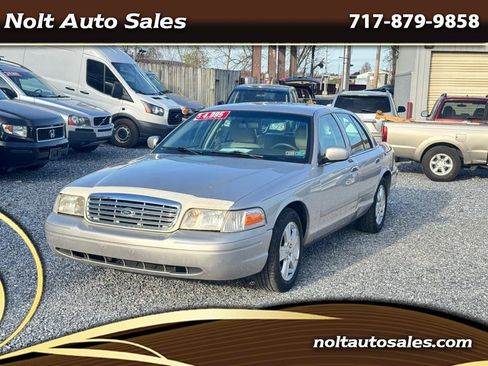 Used 2011 Ford Crown Victoria LX w/ Comfort Appearance Pkg RWD image 1