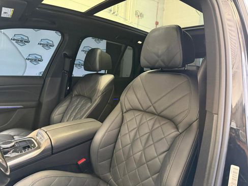 Used 2024 BMW X5 M60i AWD/4WD image 19