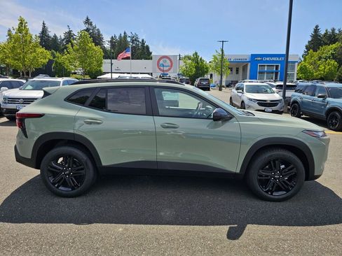 New 2026 Chevrolet Trax ACTIV FWD image 4