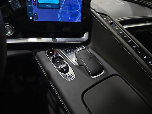 Used 2024 Chevrolet Corvette Z06 image 25