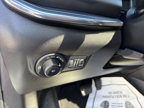 Used 2022 Jeep Compass High Altitude AWD/4WD image 18
