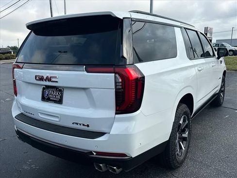 New 2026 GMC Yukon XL AT4 Ultimate AWD/4WD image 13