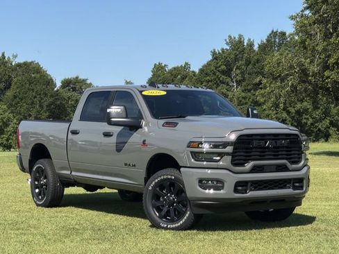 New 2026 RAM 2500 Big Horn AWD/4WD image 17