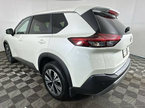 Used 2023 Nissan Rogue SV AWD/4WD image 4