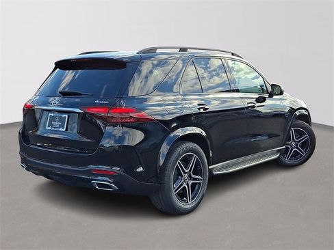 Certified 2025 Mercedes-Benz GLE 450 4MATIC image 4