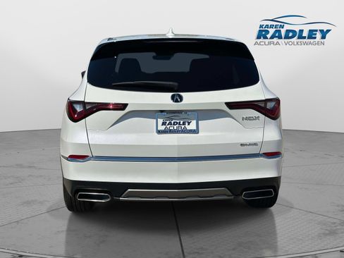 Used 2025 Acura MDX SH-AWD image 3