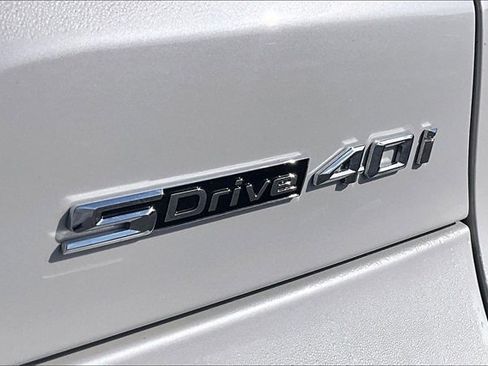 Used 2022 BMW X5 sDrive40i w/ Premium Package image 21