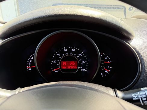 Used 2014 Kia Soul FWD image 16