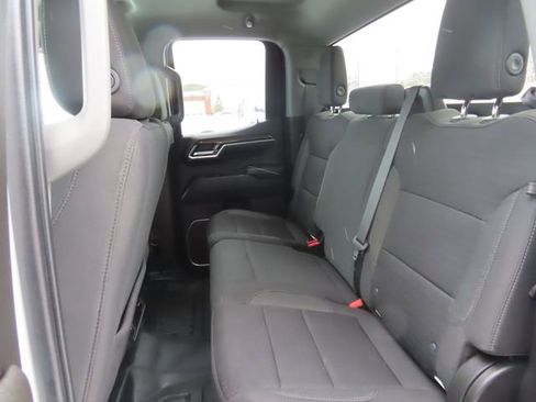 Used 2022 Chevrolet Silverado 1500 LT image 23