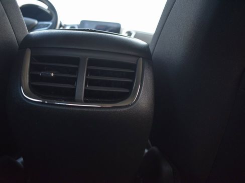 Used 2024 Chevrolet Malibu LT image 31