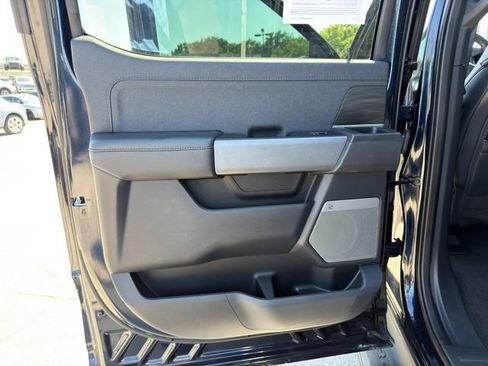 Used 2024 Ford F150 Lightning Lariat AWD/4WD image 23