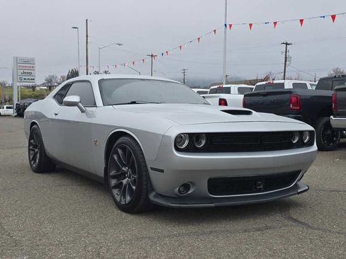Used 2021 Dodge Challenger R/T Scat Pack w/ Plus Package image 7