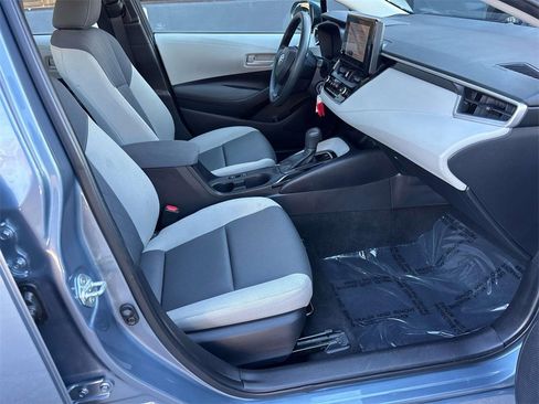 Used 2023 Toyota Corolla LE image 15