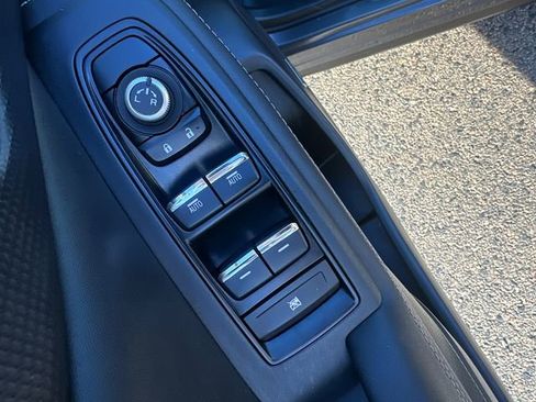 Used 2021 Subaru Forester Limited image 17