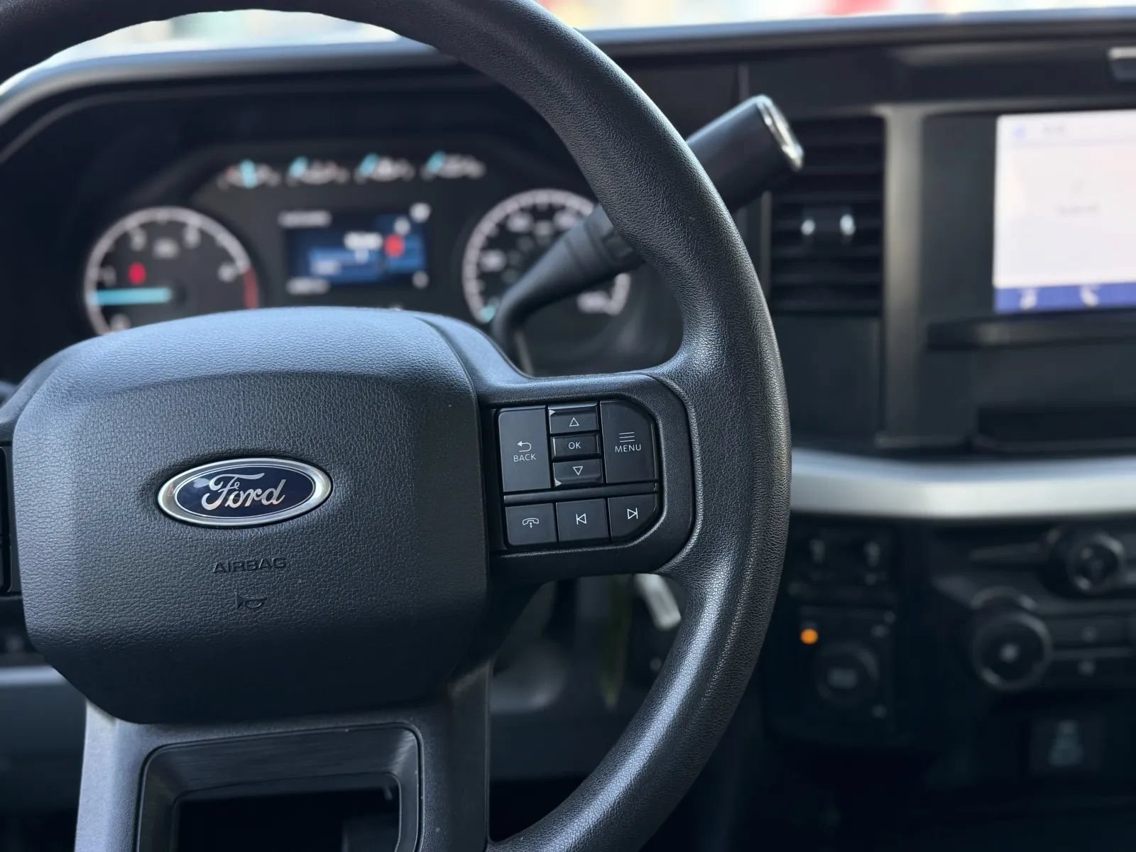 Used 2025 Ford F250 XLT AWD/4WD image 23