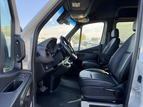 Used 2021 Mercedes-Benz Sprinter 2500 w/ Premium Package image 11