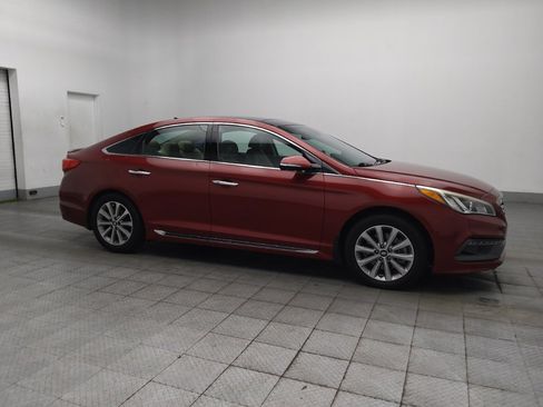 Used 2016 Hyundai Sonata Limited w/ Option Group 04 FWD image 11