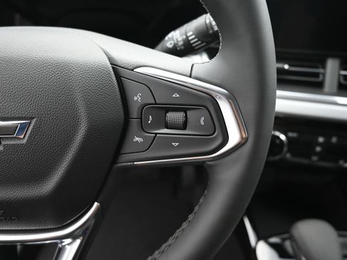 New 2026 Chevrolet Trax LT w/ Driver Confidence Package FWD image 13