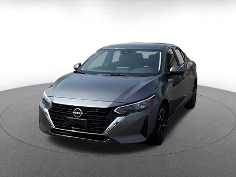 Used 2025 Nissan Sentra SV FWD image 5