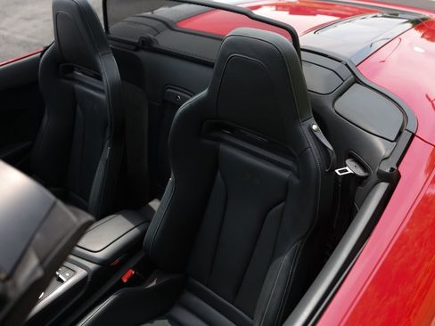 Used 2018 Audi R8 V10 plus w/ Full Leather Package image 28