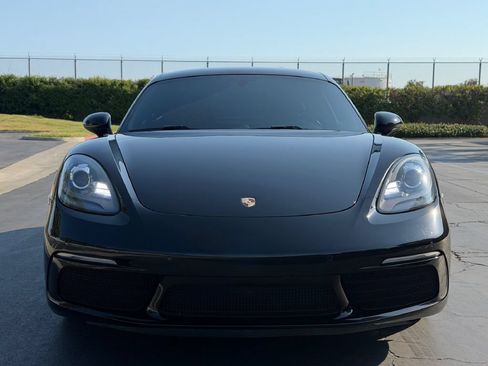Used 2018 Porsche 718 Cayman S RWD image 4