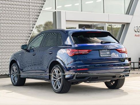 Certified 2025 Audi Q3 2.0T Premium w/ Convenience Package AWD/4WD image 5