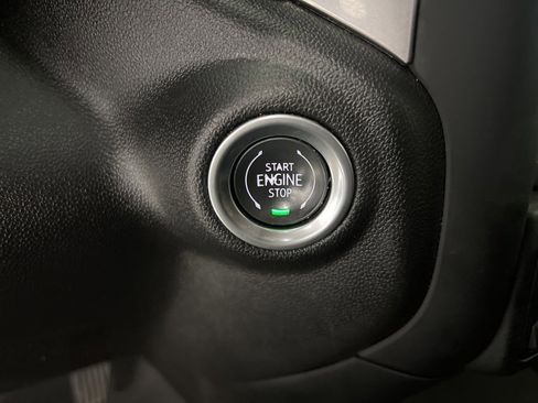 Used 2024 Chevrolet Silverado 2500 Custom w/ Custom Value Package image 15