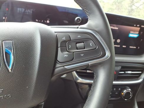 Used 2024 Buick Encore GX Sport Touring FWD image 15