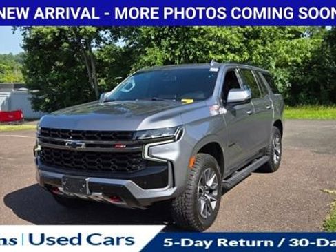 Used 2021 Chevrolet Tahoe Z71 w/ Z71 Off-Road Package AWD/4WD image 3