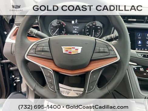 Certified 2025 Cadillac XT5 Premium Luxury w/ LPO, Floor Liner Package AWD/4WD image 20